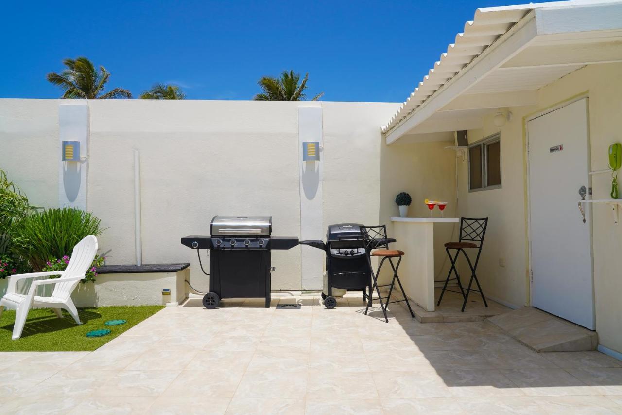 Yoyita Suites Aruba Villa Palm Beach Eksteriør billede