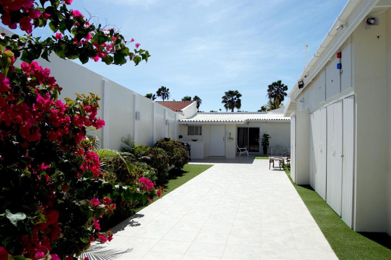 Yoyita Suites Aruba Villa Palm Beach Eksteriør billede