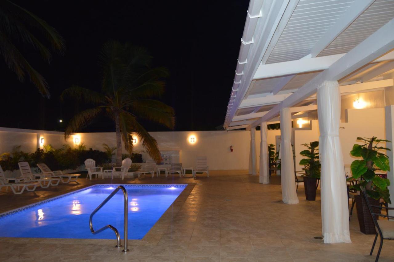 Yoyita Suites Aruba Villa Palm Beach Eksteriør billede